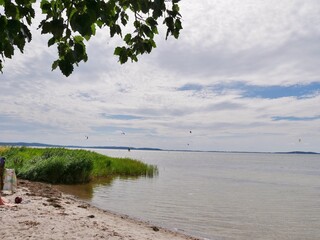 Paragliding in der Bucht am Bodden von Rügen