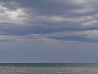 WOlken am Himmel über der Ostsee auf Rügen
