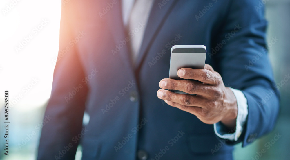 Aufkleber businessman, hand and phone or typing for communication with networking, reading email and notificat