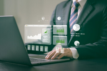Businessmen use computer networks with modern technology To analyze the global environment Global climate change conditions and analyze investments in the environment