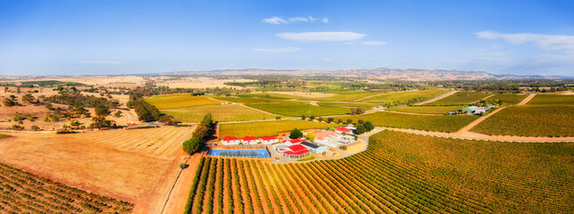 D Barossa Valley close back manor pan