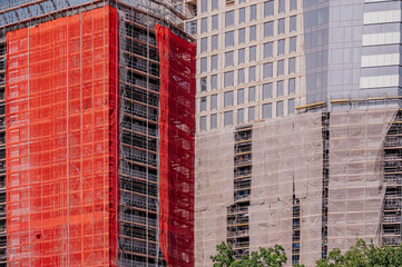 Budowa wysokiego biurowca © rozentuzjazmowany