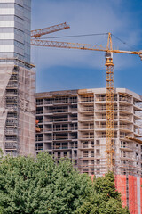 Budowa wysokiego biurowca © rozentuzjazmowany