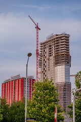 Budowa wysokiego biurowca © rozentuzjazmowany