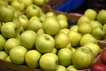 Obst und Gemüse auf einem türkischen Markt