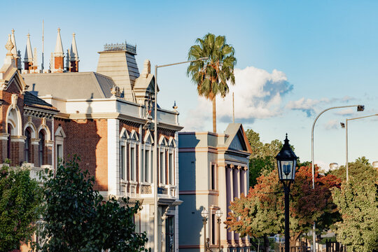 Streetscape of Mudgee including Library and Theatre