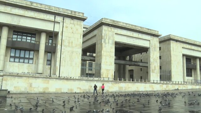 Palacio de Justicia en el Centro de Bogot&aacute; en epoca de cuarentena 