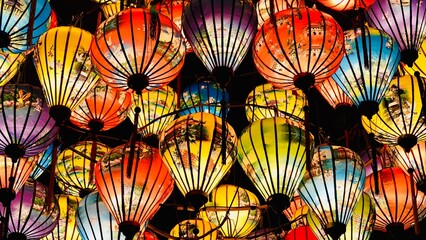 Asiatische Laternen, bunte Lampions