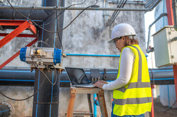 Environmental engineers work at wastewater treatment plants,Water supply engineering working at Water recycling plant for reuse,Check the amount of chlorine in the water to be within the criteria.