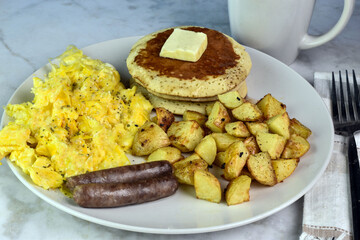 spam and scrambled egg breakfast sandwich