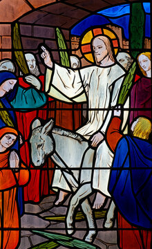 Jesus enters Jerusalem on a small donkey (Palm Sunday or the Sunday before Easter). Entr&eacute;e de J&eacute;sus &agrave; J&eacute;rusalem sur un petit ane (dimanche des Rameaux ou dimanche avant P&acirc;ques)