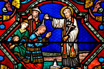 Saint Francis Xavier, one of the co-founders of the Society of Jesus, represented baptizing a Chinese man.Saint François Xavier, cofondateurs de la Compagnie de Jésus baptisant un chinois.