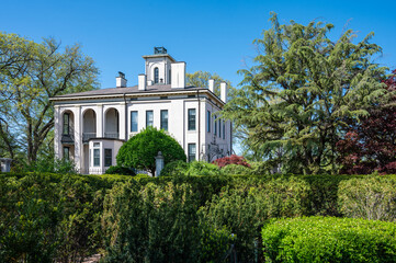 Fototapeta premium Tower Grove House in Missouri Botanical Garden