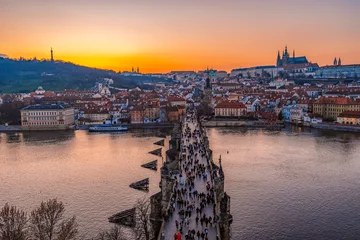 Plexiglas schilderij Karelsbrug View of the city of Prague castle in hradcany and the Vltava river with Charles bridge from Old Town Bridge Tower in Prague, Czech Republic.  © Zedspider