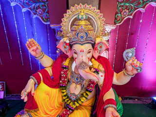 photograph of Lord ganapati Idol, Happy Ganesh Chaturthi.