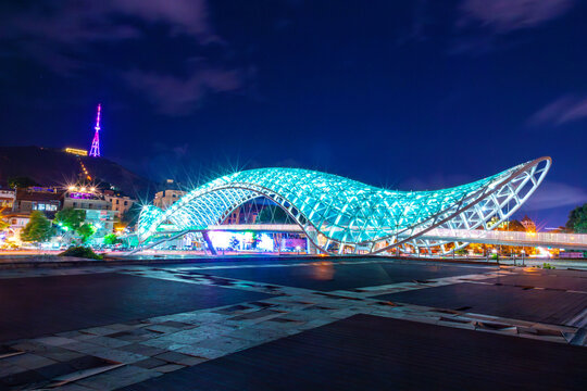  The Bridge of Peace over the Kura River in Tbilisi, Georgia.