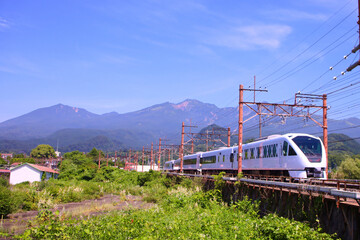 日光市　東武日光駅へ向かうスペーシアX