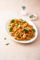 Spicy rice with chicken and pineapple