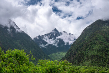 Naklejka premium Natural Scenery of Basum Tso in Tibet