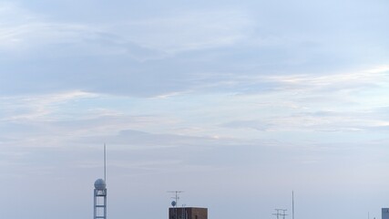 マジックアワーの雲と空