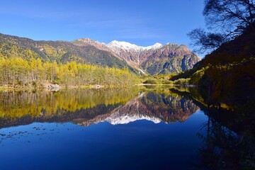秋の上高地 大正池