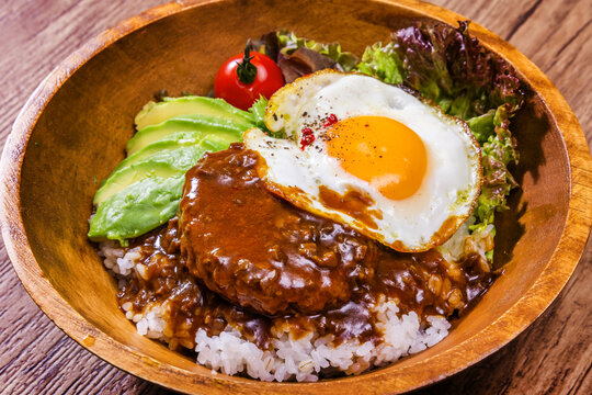 ロコモコ　ハワイ料理　Loco Moco, a famous Hawaiian dish