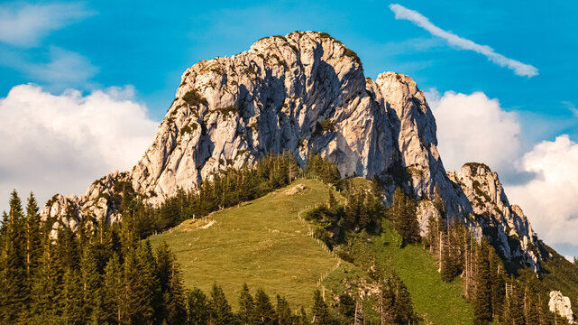 Alpine summer view at Mount Kampenwand, Aschau, Chiemgau, Rosenheim, Bavaria, Germany