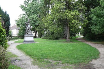 Le square des lions, parc public, ville de Beaune, département de la Côte d'Or, France