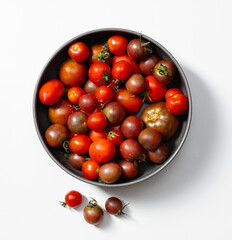 Tomatoes in a bowl