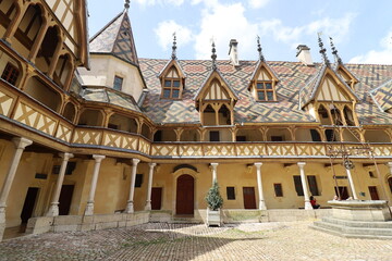 Les hospices de Beaune, ancien h&ocirc;pital, ville de Beaune, d&eacute;partement de la C&ocirc;te d'Or, France