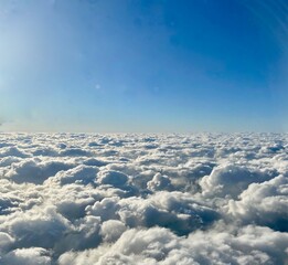 Fototapeta premium above the clouds