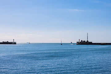 Entrée du port du Bassin de la Manche au Havre