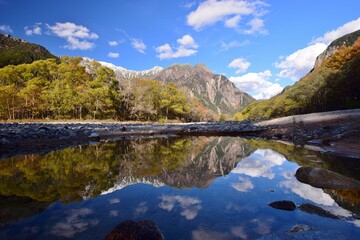 秋の上高地ハイキング