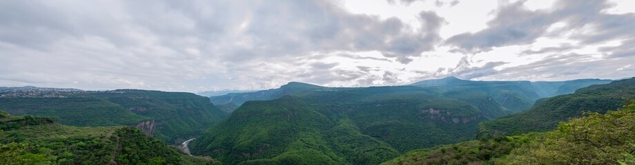 barranca de huentitan, panoramica, jalisco, montaña, cielo, nubes, naturaleza, madre tierra, valle