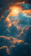 Ein dichter bewölkter Himmel von oben gesehen, Sonnenstrahlen