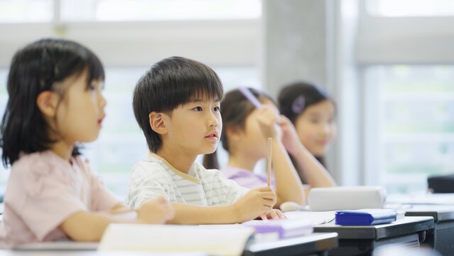 小学校授業風景