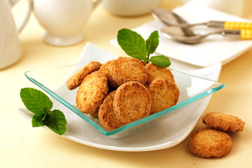 Wholemeal cookies with coconut.
