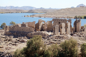 Fototapeta premium Qasr Ibrim along the Lake Nasser in Egypt