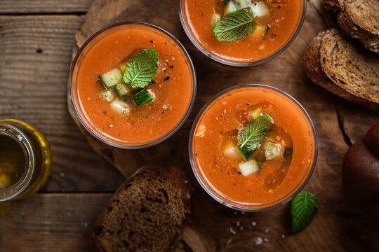 gaspacho soupe froide tomate concombre poivron menthe