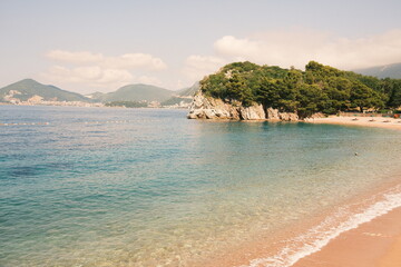 Fototapeta premium beach with sky and clouds