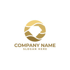 The Lettermark O Jewelry logo with the diamond is in the negative space and with the ocean theme in Gold Gradient color