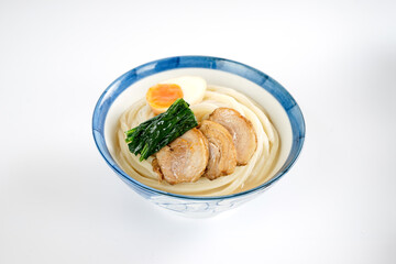 Seafood Udon Noodles，beef Udon，curry Udon， Japanese cuisine: cold shabu-shabu udon
