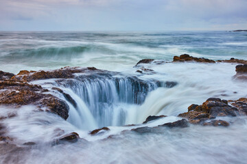 Thor's Well Ocean Sinkhole at Eye Level