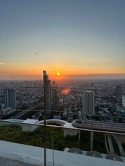 Fototapeta premium sunset over the city