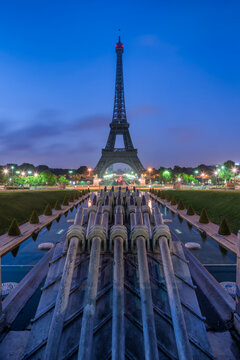 Eiffel Tower at night seen from Jardins du Trocad&eacute;ro, Paris, France