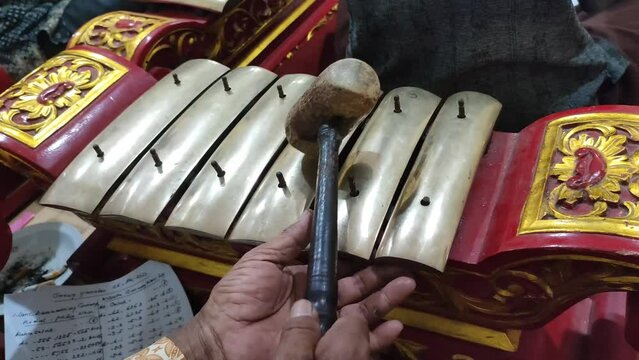people playing gamelan music