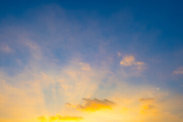 Enjoy a panoramic view of the skyline. The sun rises in the morning sky with colorful clouds. and beautiful cloud patterns In the soft light of the morning