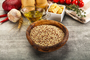 Raw dry quinoa seeds cereal