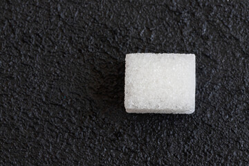 Image of sugar cubes and granulated sugar