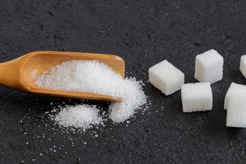 Image of sugar cubes and granulated sugar